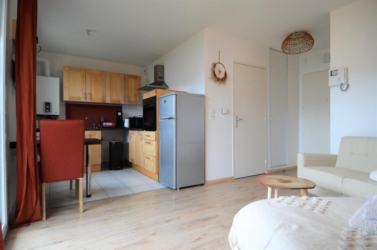 Jardin - A 50M De La Plage - Wifi - Parking Courseulles-sur-Mer Exteriör bild