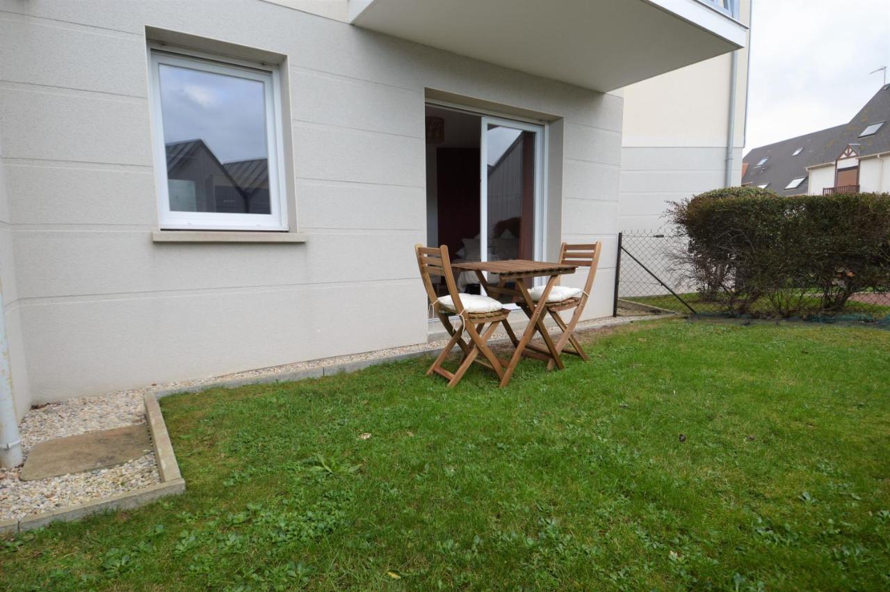 Jardin - A 50M De La Plage - Wifi - Parking Courseulles-sur-Mer Exteriör bild