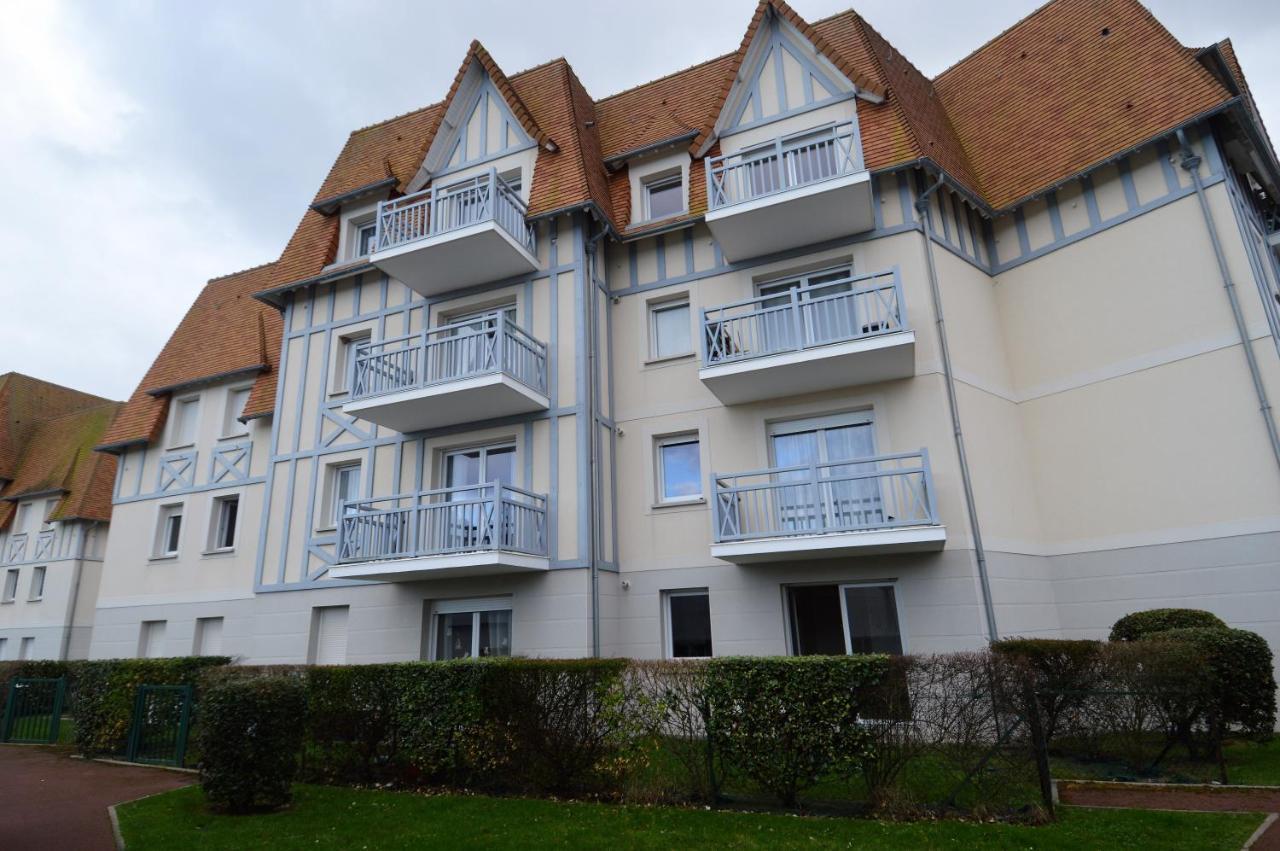 Jardin - A 50M De La Plage - Wifi - Parking Courseulles-sur-Mer Exteriör bild